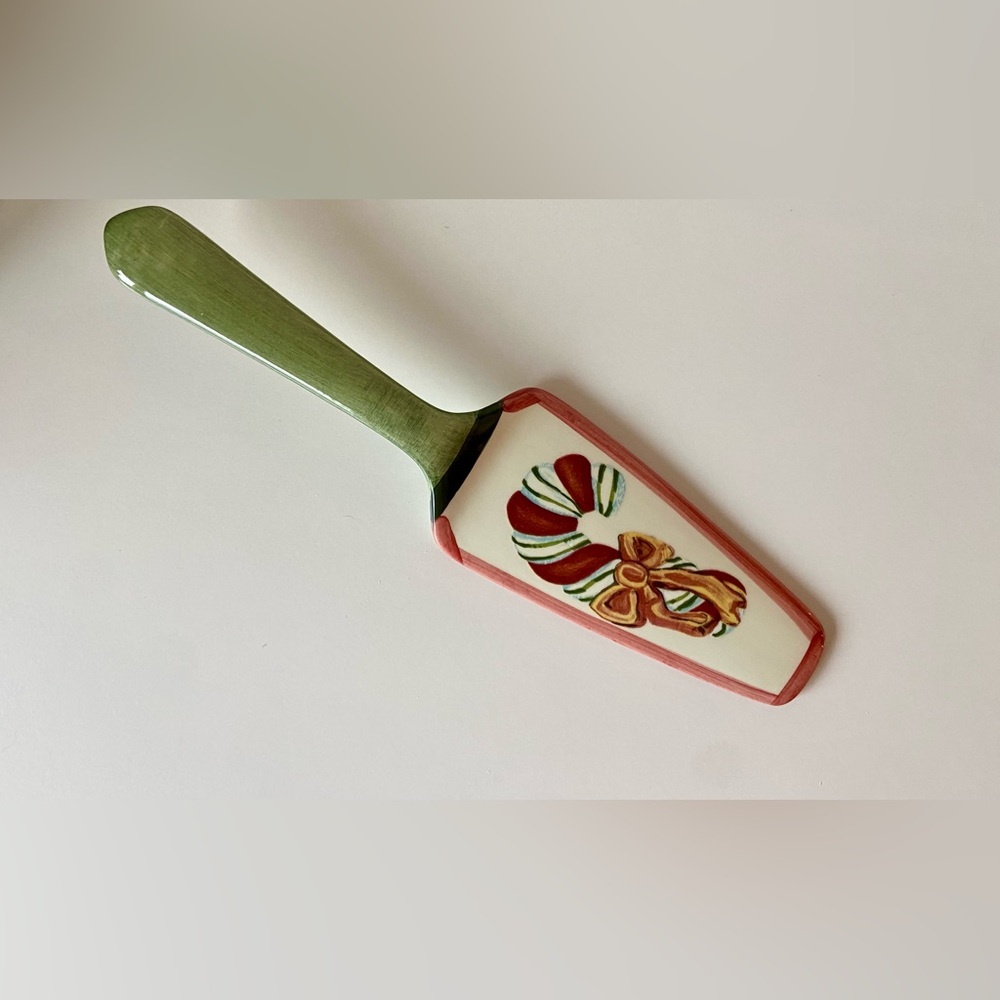 Christmas Ceramic pie / cake server with candy cane ribbon by Christopher Radko
